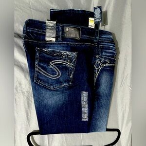 New with tags Suki Silver Slim Indigo Jeans